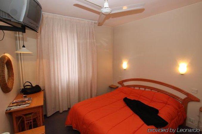 Garden Hotel Tuluza Pokój zdjęcie
